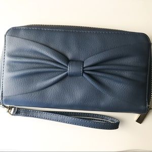 Bow Wrist Wallet